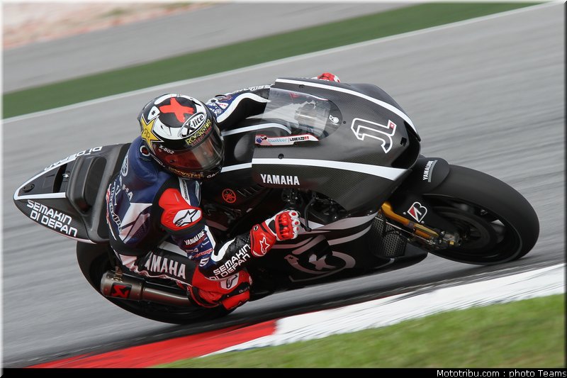 motogp_test_malaisie_2011_lorenzo_21