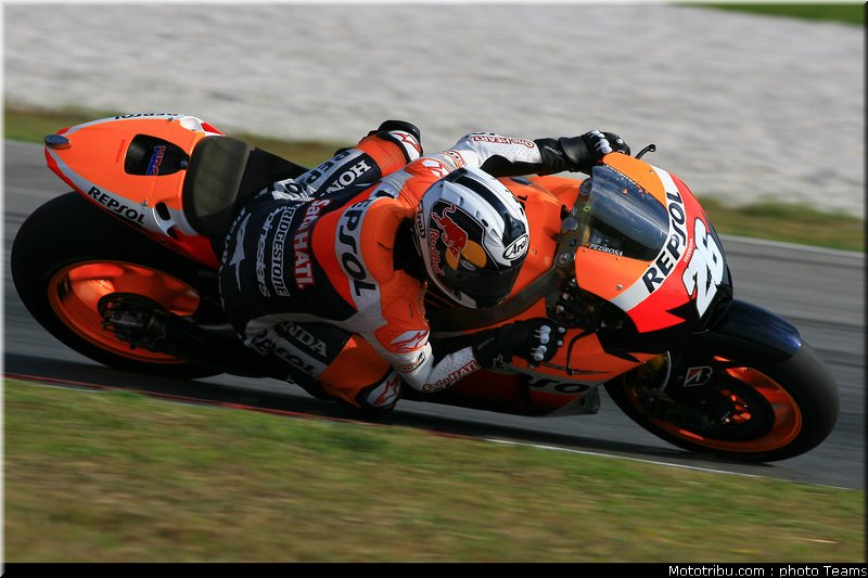 motogp_test_malaisie_2011_pedrosa_19