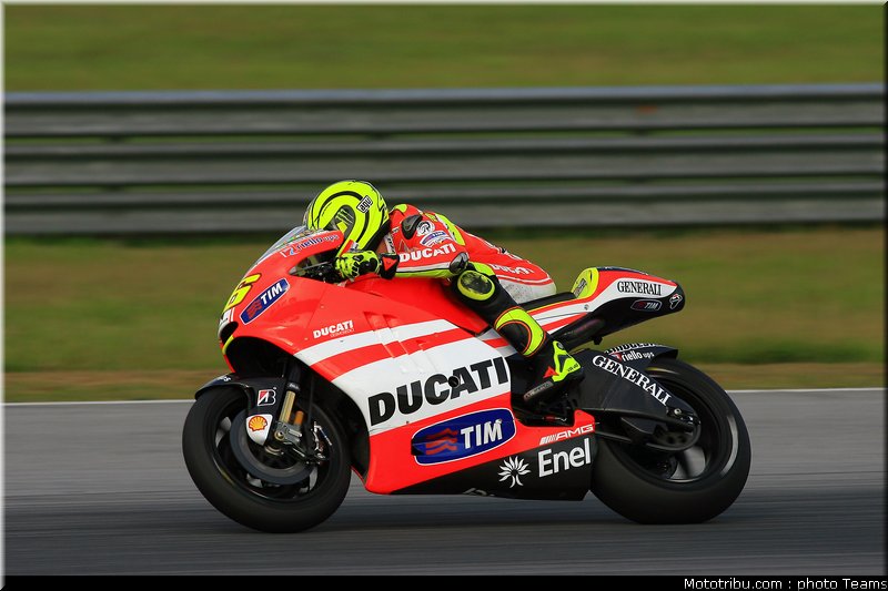 motogp_test_malaisie_2011_rossi_17