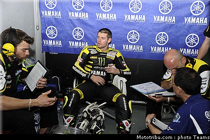 motogp_test_malaisie_2011_crutchlow_05.jpg