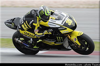 motogp_test_malaisie_2011_crutchlow_11.jpg