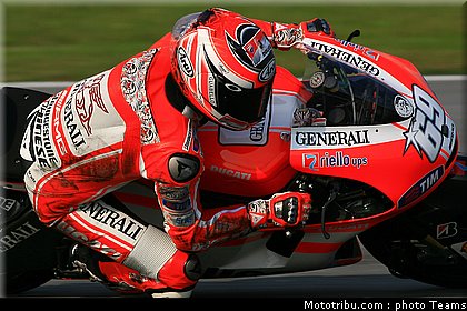 motogp_test_malaisie_2011_hayden_05.jpg