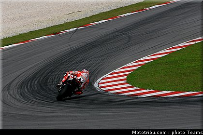motogp_test_malaisie_2011_hayden_10.jpg