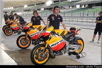 motogp_test_malaisie_2011_honda_2.jpg