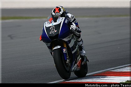 motogp_test_malaisie_2011_lorenzo_02.jpg
