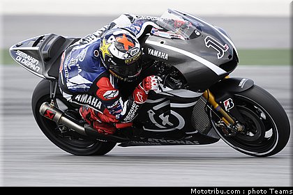 motogp_test_malaisie_2011_lorenzo_06.jpg
