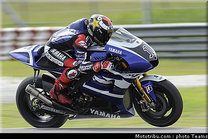 motogp_test_malaisie_2011_lorenzo_09.jpg