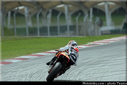 motogp_test_malaisie_2011_pedrosa_14.jpg