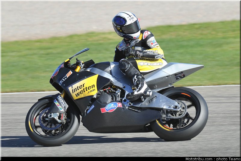 moto2_luthi_2_test_valence_2010