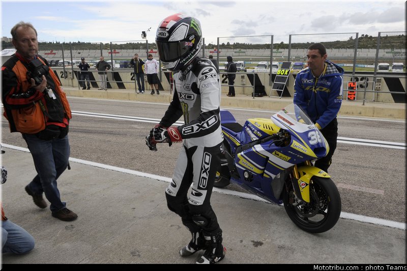 moto2_smith_06_test_valence_2010