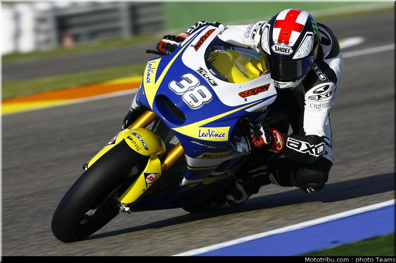 moto2_smith_19_test_valence_2010