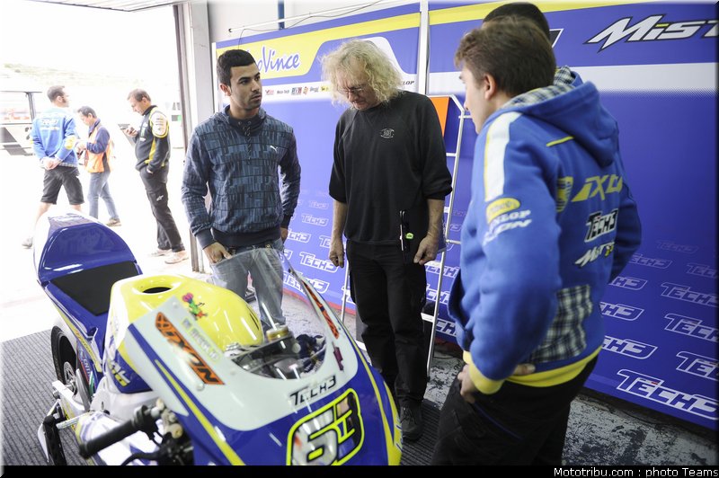 moto2_tech3_3_test_valence_2010