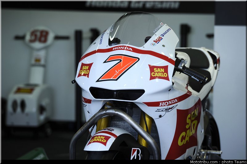 motogp_aoyama_3_test_valence_2010