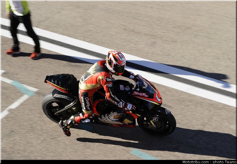 motogp_capirossi_10_test_valence_2010