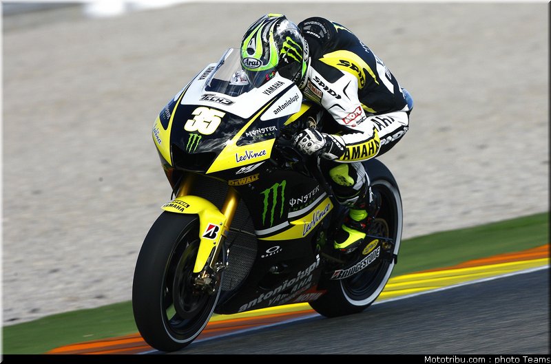 motogp_crutchlow_23_test_valence_2010