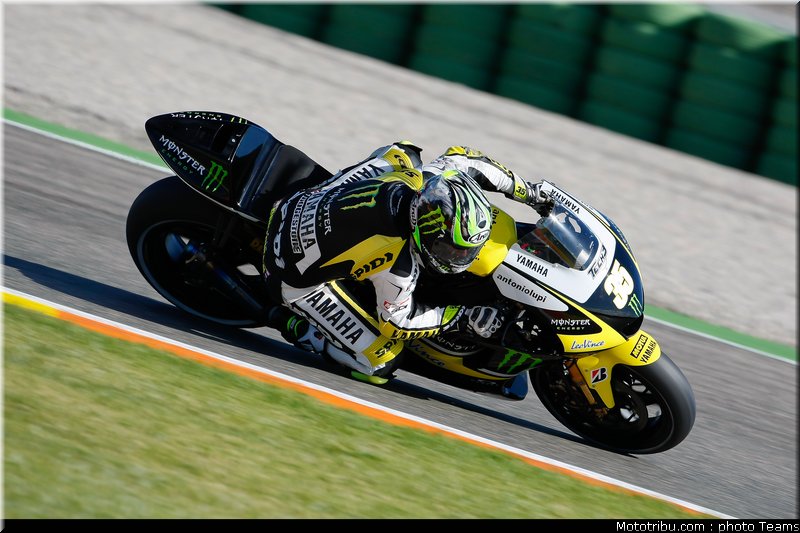 motogp_crutchlow_39_test_valence_2010