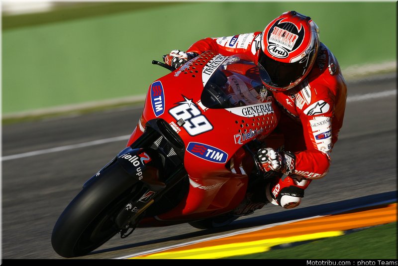 motogp_hayden_01_test_valence_2010