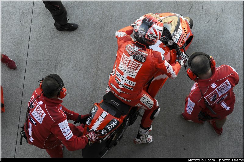 motogp_hayden_10_test_valence_2010