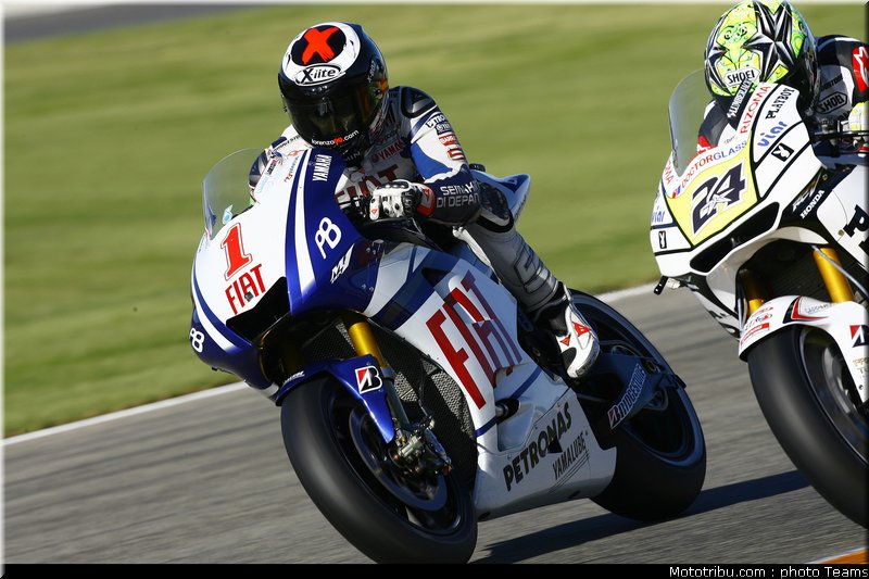motogp_lorenzo_02_test_valence_2010