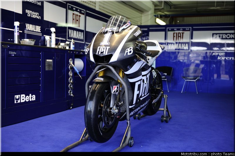 motogp_lorenzo_10_test_valence_2010