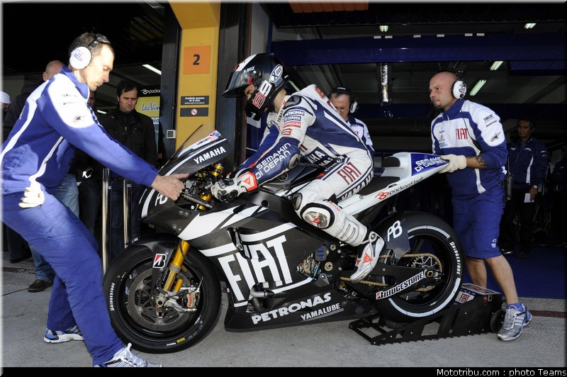 motogp_lorenzo_20_test_valence_2010