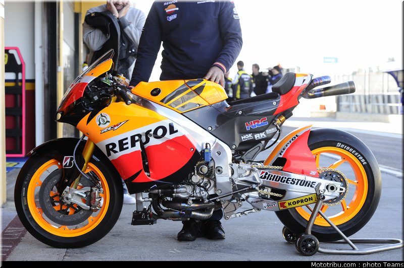 motogp_pedrosa_06_test_valence_2010
