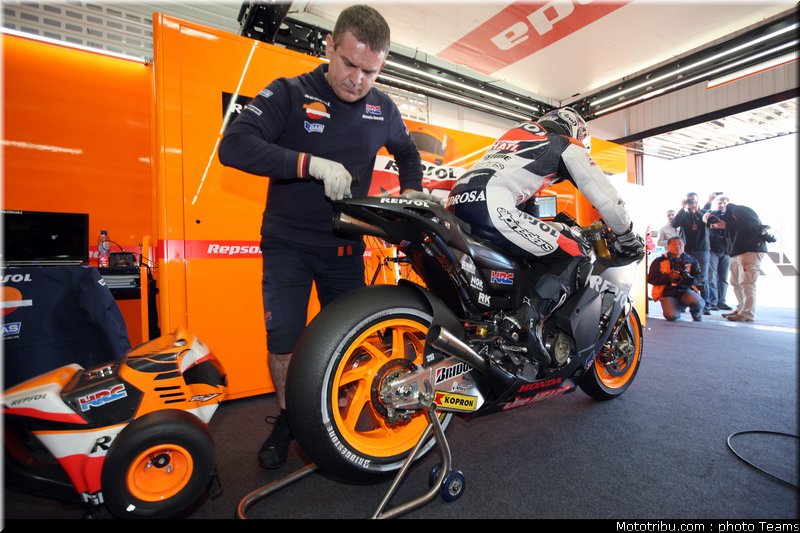 motogp_pedrosa_11_test_valence_2010