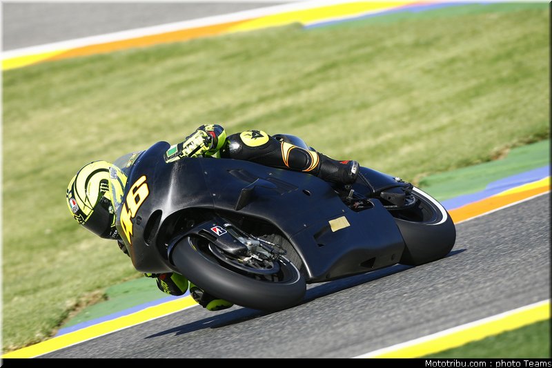 motogp_rossi_007_test_valence_2010