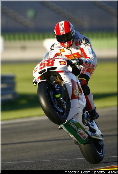 motogp_simoncelli_3_test_valence_2010