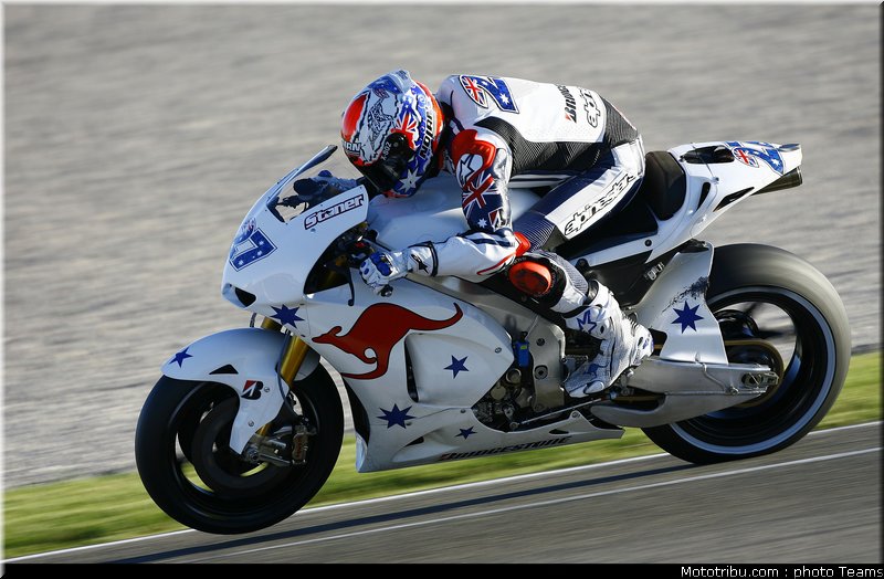 motogp_spies_02_test_valence_2010