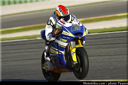 moto2_dimeglio_08_test_valence_2010.jpg
