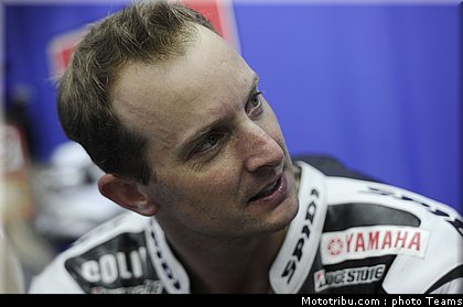 moto2_edwards_13_test_valence_2010.jpg