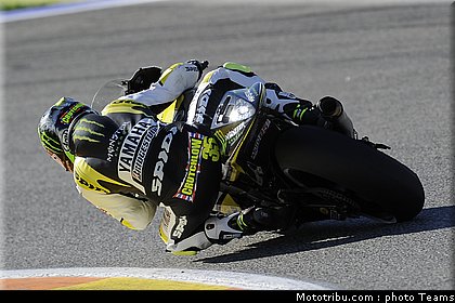 motogp_crutchlow_03_test_valence_2010.jpg
