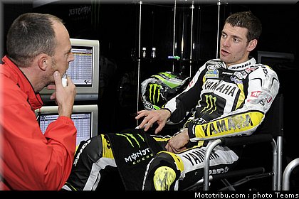 motogp_crutchlow_17_test_valence_2010.jpg