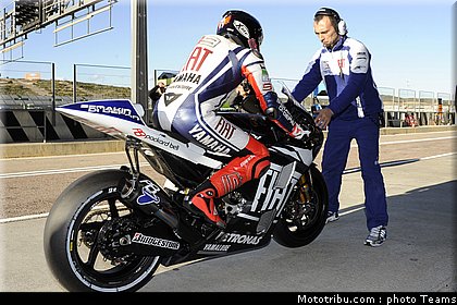 motogp_lorenzo_21_test_valence_2010.jpg
