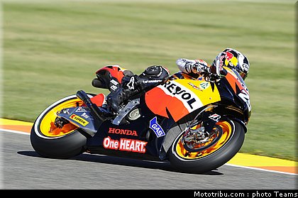 motogp_pedrosa_07_test_valence_2010.jpg