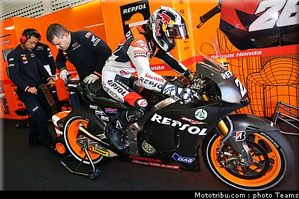 motogp_pedrosa_10_test_valence_2010.jpg