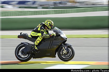 motogp_rossi_009_test_valence_2010.jpg