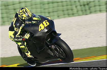 motogp_rossi_016_test_valence_2010.jpg