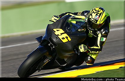motogp_rossi_017_test_valence_2010.jpg