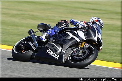 motogp_spies_08_test_valence_2010.jpg