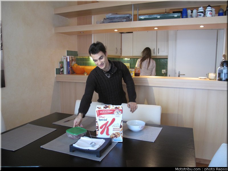 motogp_dani_pedrosa_au_naturel_en_suisse_2012_17