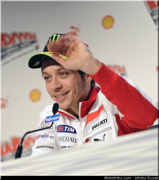 motogp_2012_ducati_vrooom_035