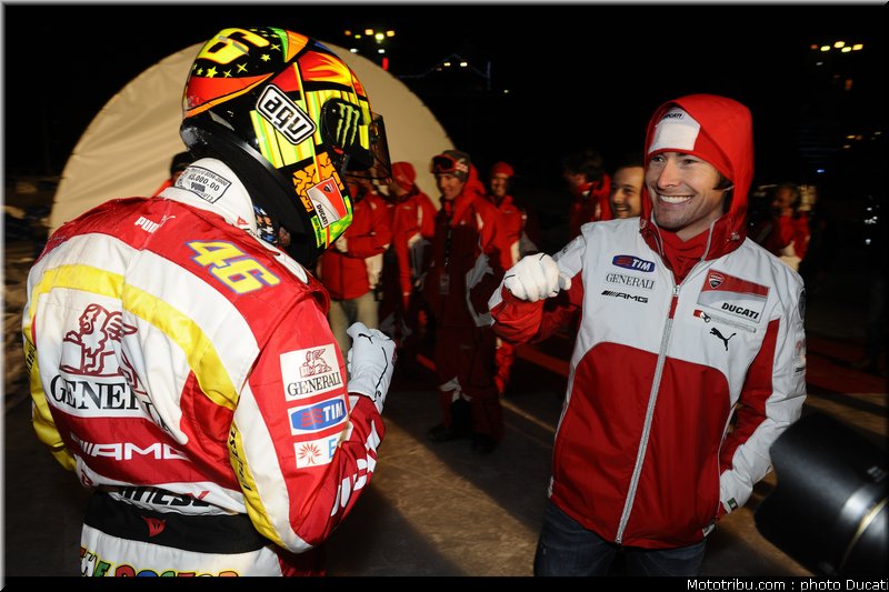 motogp_2012_ducati_vrooom_043