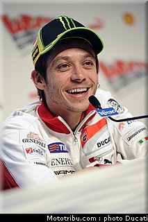 motogp_2012_ducati_vrooom_016.jpg