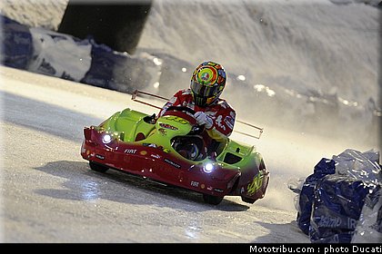 motogp_2012_ducati_vrooom_044.jpg