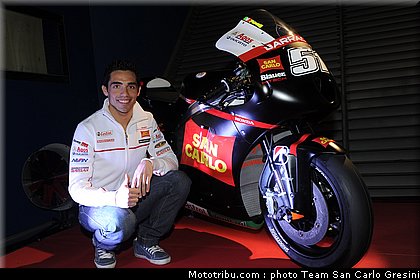 team_gresini_pirro_04.jpg