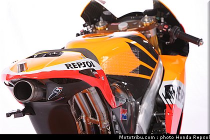 honda_rc213v_2012_010.jpg