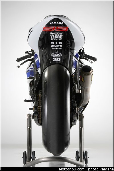 lorenzo_17_motogp_2012_team_yamaha
