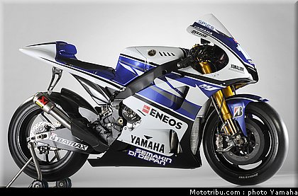 spies_06_motogp_2012_team_yamaha.jpg